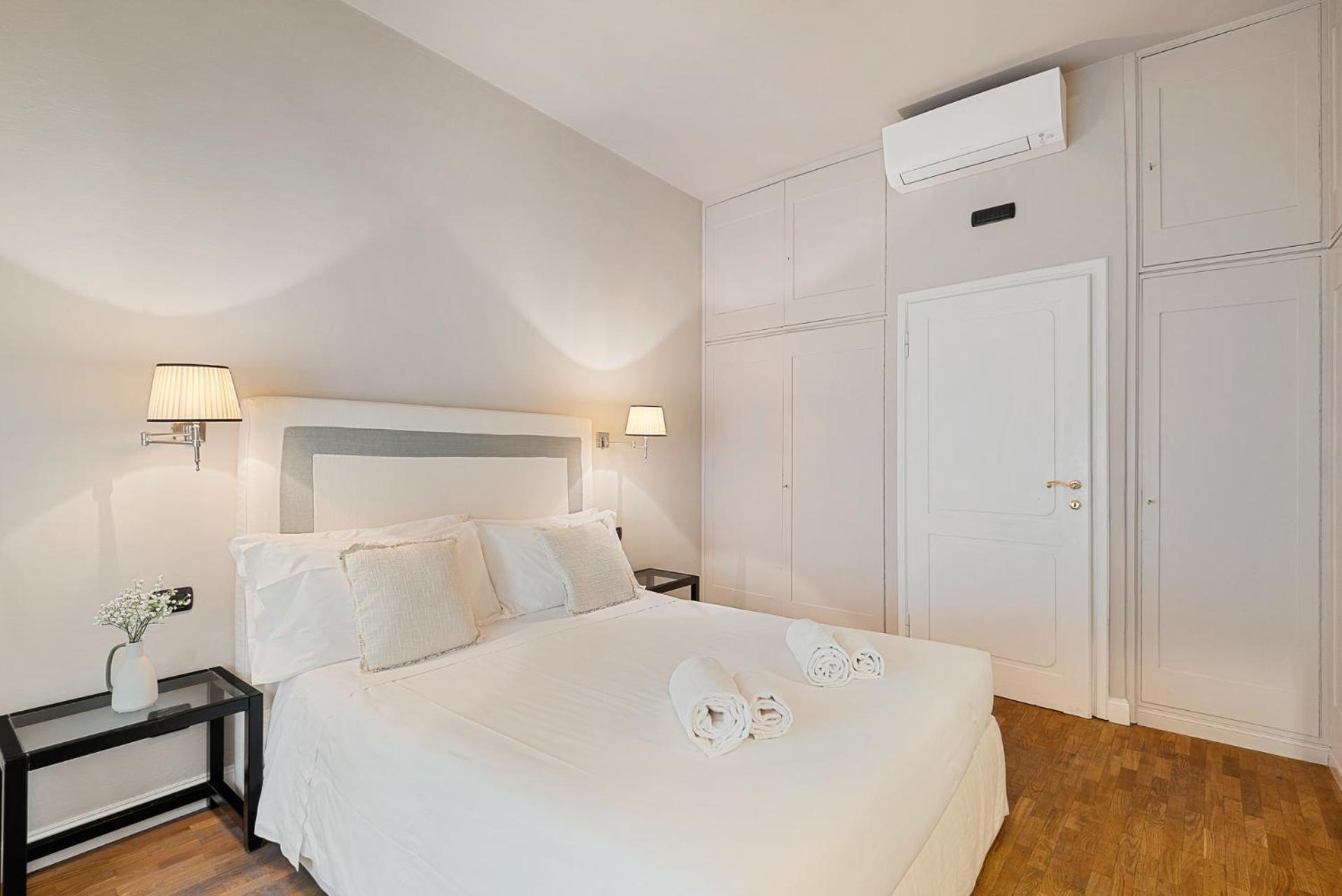 Tornabuoni Living - Luxury Apartments Collection Florence Exterior photo